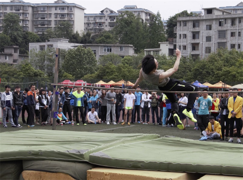 yl23455永利官网运动代表团参加我校第三十八届运动会