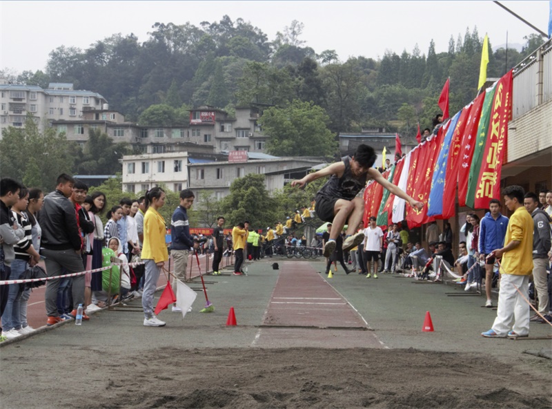 yl23455永利官网运动代表团参加我校第三十八届运动会