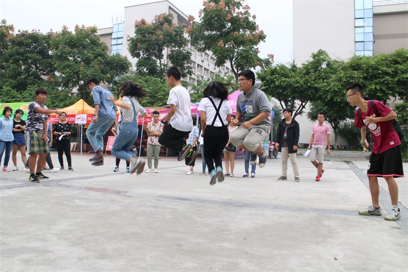 向优秀看齐——yl23455永利官网第二期团校培训暨第二届学生干部培训会圆满结束